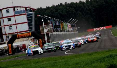 Importante colaboración para Top Race y Carx