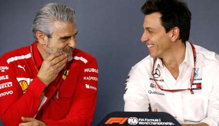 Toto Wolff se mete en la grieta de Ferrari
