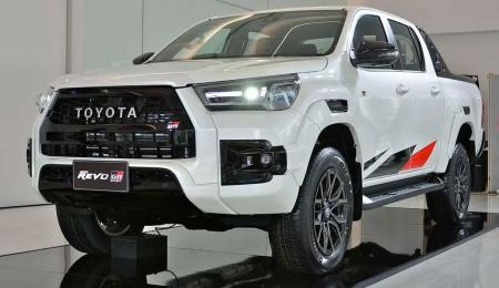 Toyota presentó en Asia la nueva Hilux GR-Sport 2022