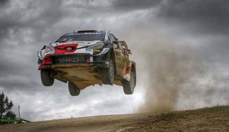 Toyota piensa en dos pilotos para la temporada 2022