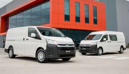 Toyota se lanza al mundo de los utilitarios y presenta Hiace