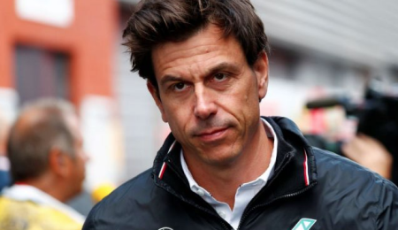 ¡Tremendo! La calentura de Toto Wolff con Russell y Bottas