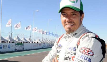 “No formamos un piloto para la F1”