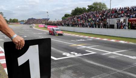 NO SÓLO TRIUNFÓ URCERA