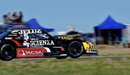 Valentín Aguirre se llevó la última serie en Neuquén 