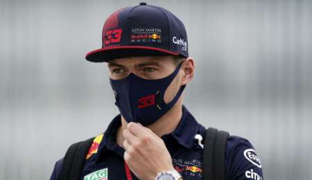 Verstappen: "Con Hamilton hay respeto, pero vivimos vidas diferentes"