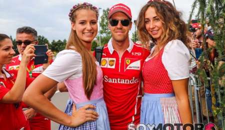 VETTEL EXTRAÑA A LAS PROMOTORAS