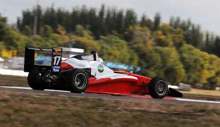 Vezzaro el mejor de un viernes salteño