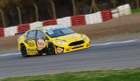 Vuyovich de punta a punta