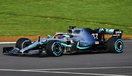 Mercedes mostró al mundo su nuevo W10