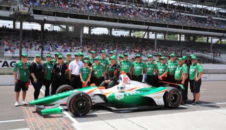 El argentino Ricardo Juncos hace historia en Indy 500