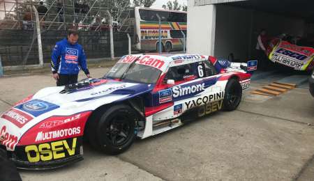 Lambiris al frente en el entrenamiento del sábado