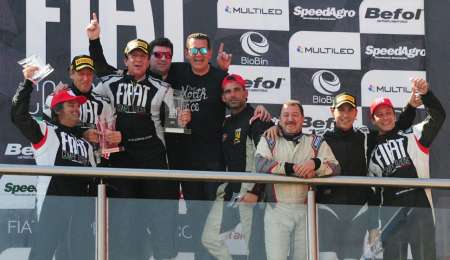 El resumen de la segunda carrera de la Fiat