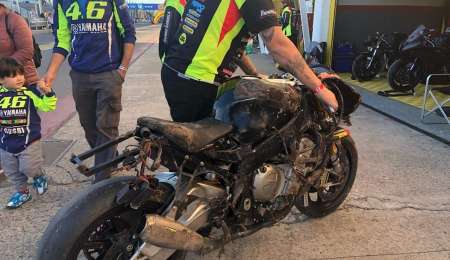 Se cayó a 200 kilómetros por hora y quedó inconsciente