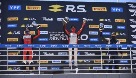 Barrio y la alegría de la primera victoria en la Fórmula Renault 2.0