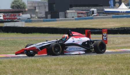 El segundo ensayo fue para Montenegro