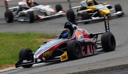 Francisco Calo puso primera en el sábado de la Fórmula Renault 2.0