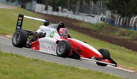 Vezzaro aprovechó el momento y ganó la segunda final en Río Cuarto