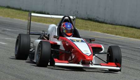 Vezzaro nuevamente arriba en Buenos Aires