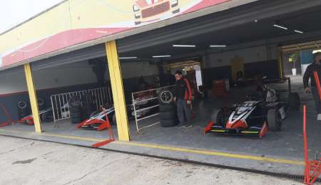 El Croizet Racing probó con tres de sus pilotos