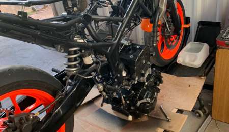 No iba a correr, pero le prestaron un motor a última hora