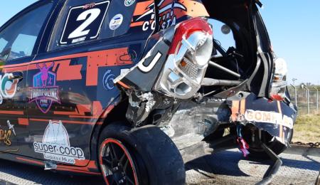 Thiago Martínez y Juan Pablo Urrutia, internados en observación