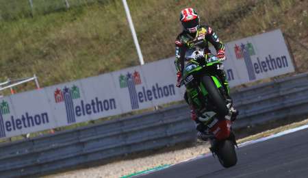 WorldSBK: Mercado 12do. en una práctica dominada por Kawasaki