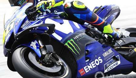 MotoGP aprueba las nuevas ranuras laterales de las Yamaha de Rossi y Viñales