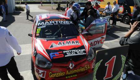 Nuevos líderes en los campeonatos del Turismo Pista