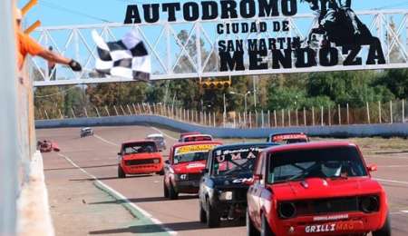 Vuelve el automovilismo en Mendoza