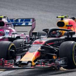 Un directivo de Red Bull fue picante con su par de Mercedes