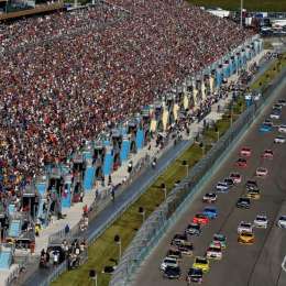 Se define el título del NASCAR