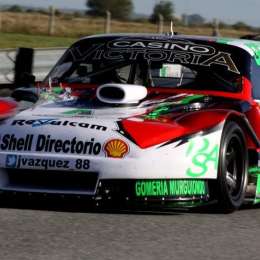 Vazquez larga adelante