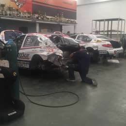 "Ya estamos arreglando los autos"