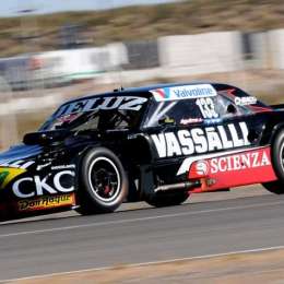 Aguirre ratificó el liderazgo