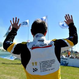 La emoción del Gurí Martínez en su última carrera en el TC