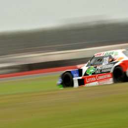 Krujoski y Jakos se quedaron con las series del TC Pista