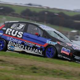 Posco manda antes de clasificar