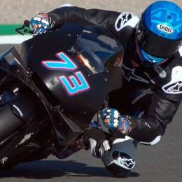 Álex Márquez debutó en Honda con caída