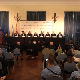 “Fangio fue el mejor piloto de la historia, es mi gran héroe”