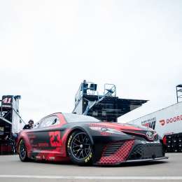 Nascar prueba el auto nuevo