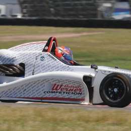 Vezzaro comenzó adelante el sábado