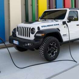 Jeep Wrangler 4xe, elegido mejor 4x4 de 2022