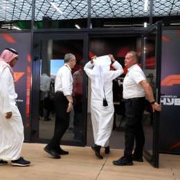 Fin de la reunión: habrá carrera en Arabia Saudita