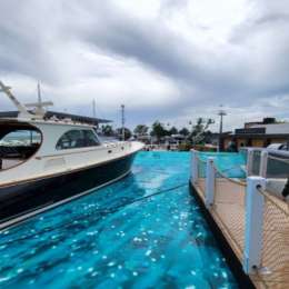 Insólita playa artificial en Miami