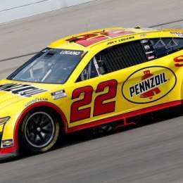Nascar: gran triunfo de Logano sobre Busch