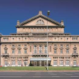 ¿El TC al Teatro Colón?