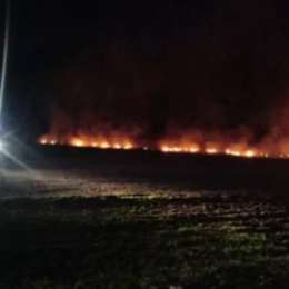 Voraz incendio intencional en el autódromo de Rosario