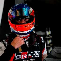 VIDEO: ¿quién se sentó al lado de Barrichello para la foto?