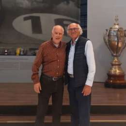 Una visita ilustre: Carlos Bianchi recorrió el Museo Fangio